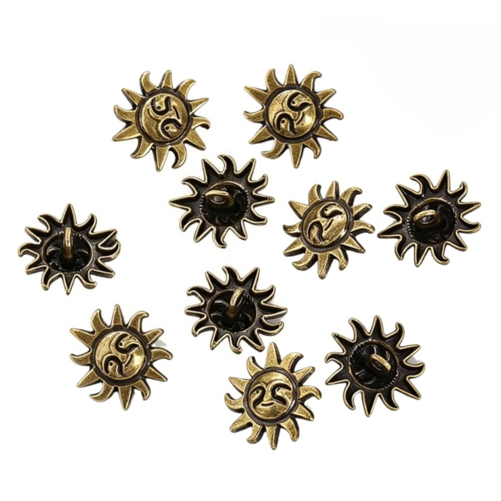 Button Hole Cutter - 10 Botões de Metal Vintage com